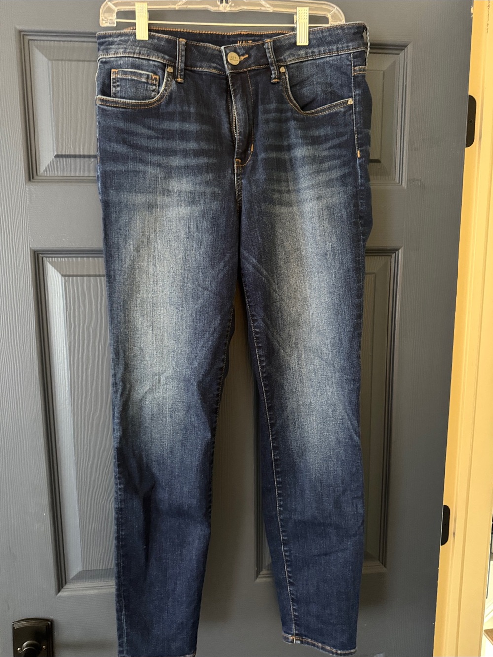 Kut from the Kloth Women's Dark Wash Skinny Jeans with Fading